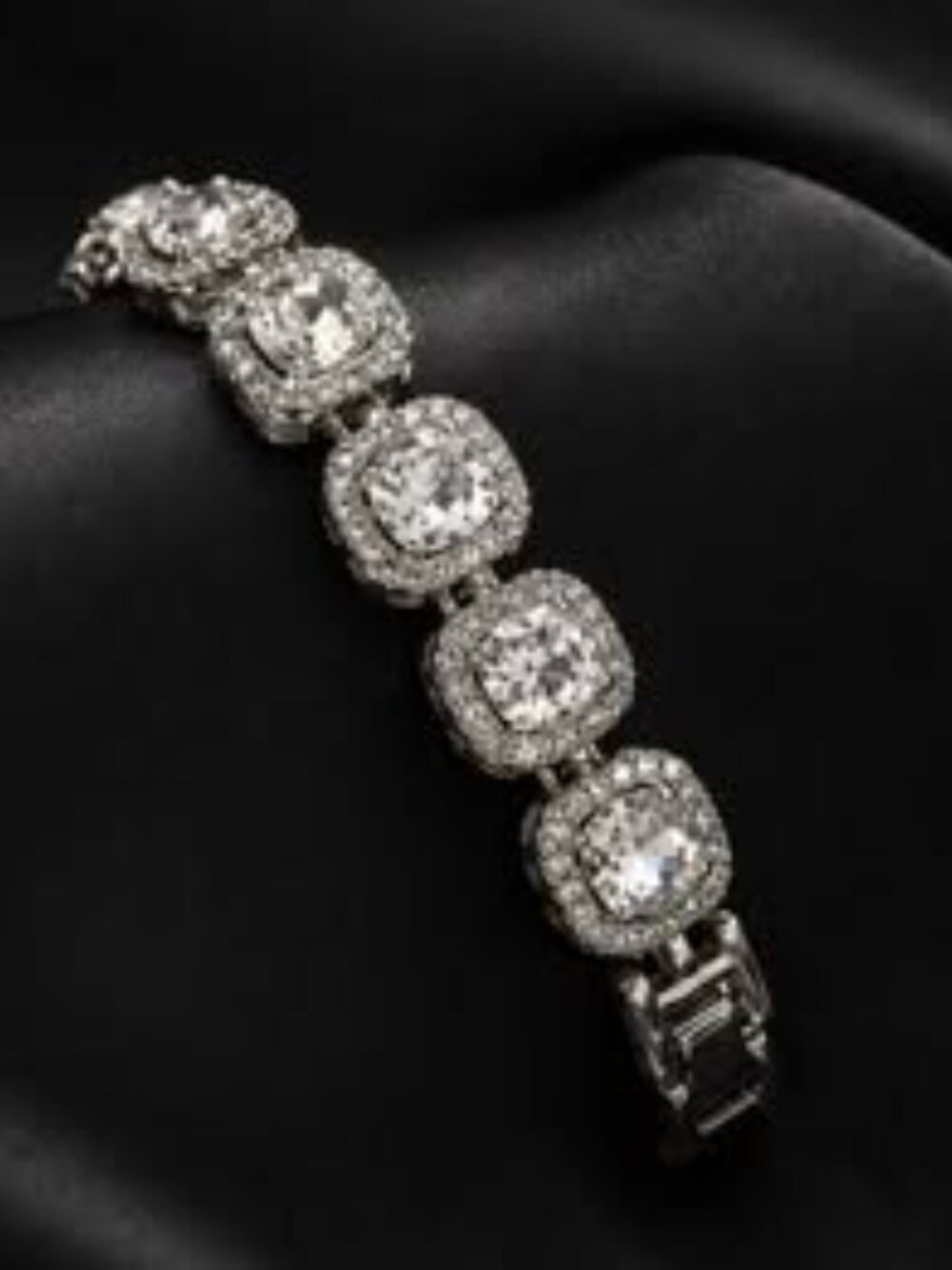 NEW! Silver Tone Rhinestone Bling Fashion Bracelet
